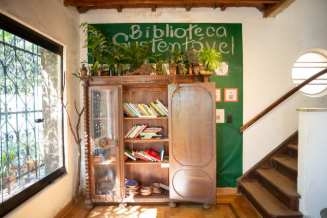 Biblioteca sustentável da Casa Terrária